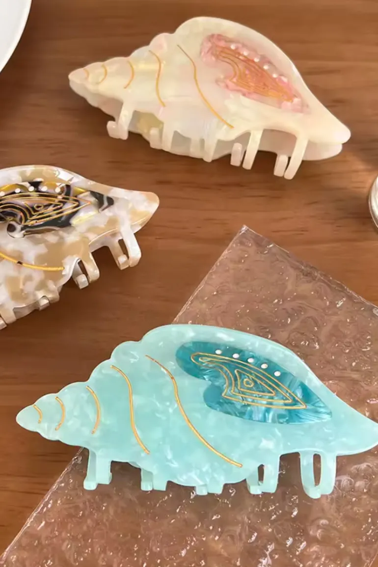 Conch Hair Claw - Turquoise