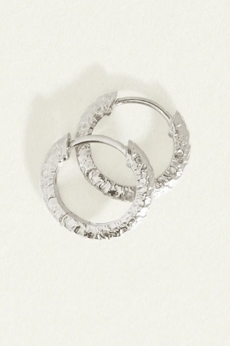 Molten Huggies - Silver