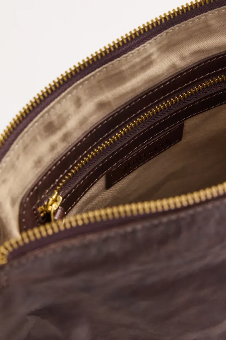 Tumbled Large Essential Pouch - Chocolate