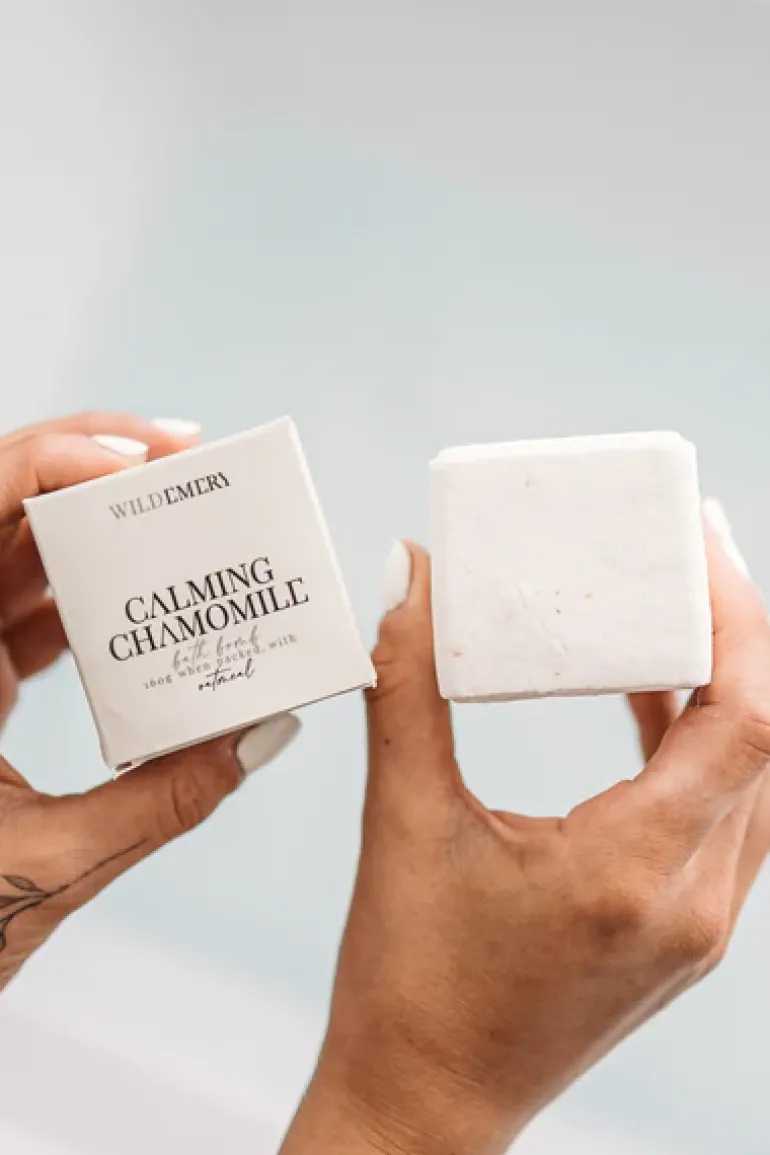Vegan Essential Oil Bath Bomb - Calming Chamomile