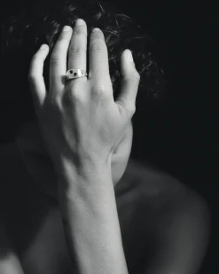 Venus Signet Ring - Silver